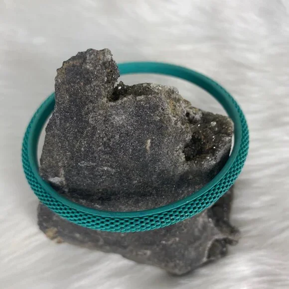 Teal Green Mesh Bangle Bracelet - Picture 4 of 4